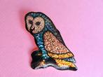jwg Vintage 70s uil uiltje broche goud klr glitter gekleurd, Sieraden, Tassen en Uiterlijk, Antieke sieraden, Verzenden, Overige materialen