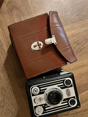 Vintage Bilora Box Camera met Tas beschikbaar voor biedingen