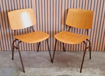 8 x Kho Liang Vintage houten schoolstoelen cafe stoelen beschikbaar voor biedingen