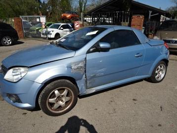 Opel Tigra twintop bj 2006 1.4 16v blauw voor demontage. beschikbaar voor biedingen
