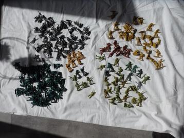 Vintage 175 actie figuren soldaten Army / leger beschikbaar voor biedingen