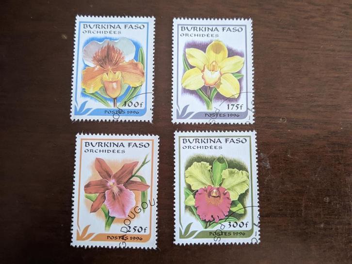 BIRKINO FASO 1996; set (4) ORCHIDEEEN, Postzegels en Munten, Postzegels | Thematische zegels, Gestempeld, Dier of Natuur, Verzenden