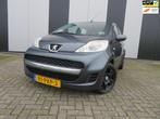Peugeot 107 1.0-12V Millesim 200, Auto's, Peugeot, Voorwielaandrijving, Euro 5, Stof, Gebruikt
