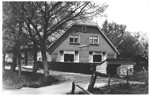 963265	Putten	1975 Gld De Kleine Voordijk	Gelopen met postze, Verzamelen, Ansichtkaarten | Nederland, Gelopen, Gelderland, 1960 tot 1980