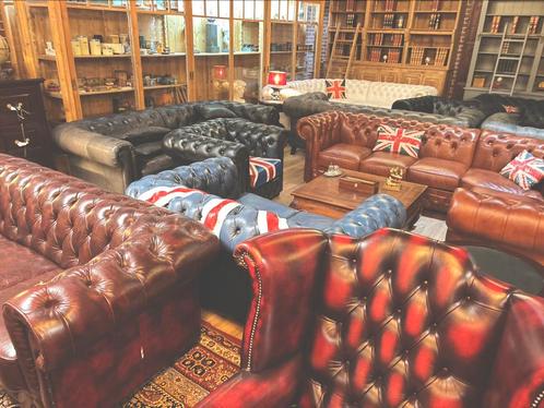 Chesterfield , boekenkast , vitrinekast , buffetkast enz, Antiek en Kunst, Antiek | Kantoor en Zakelijk, Ophalen