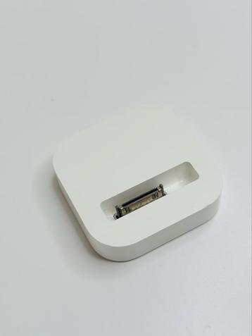 Apple iPod Nano Dock 1st Gen beschikbaar voor biedingen