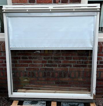 4 kiepkantel ramen (Velux) beschikbaar voor biedingen