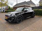 Mini Cooper 5-deurs (f55) 1.5 136pk Aut 2021 Zwart JCW, Auto's, Mini, 136 pk, 4 cilinders, Zwart, Leder