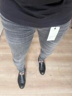 Gabba skinny jog jeans Iki K3032 grey destroy W30 L32 NEW, Gabba, W32 (confectie 46) of kleiner, Ophalen of Verzenden, Zo goed als nieuw