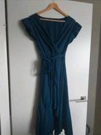Chique blauwe avondjurk perfect voor bruiloften maat M, Kleding | Dames, Jurken, Maat 38/40 (M), Blauw, Nieuw, Ophalen of Verzenden