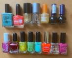 14 flesjes nagellak, Overige kleuren, Ophalen of Verzenden, Zo goed als nieuw, Handen en Nagels