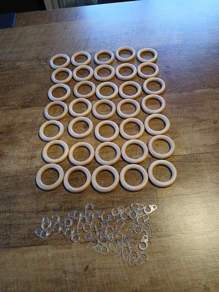 Te koop: 35 gordijnringen, Ophalen of Verzenden, Minder dan 100 cm