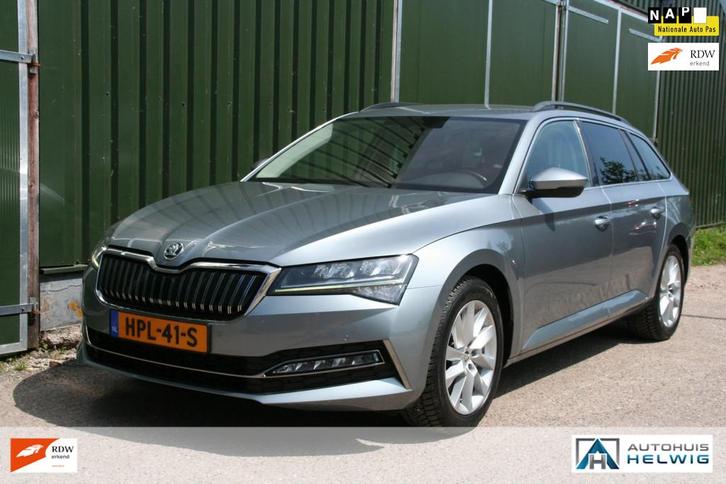 Skoda Superb Combi 1.4 TSI iV Business Edition Plus, LEER, N, Auto's, Skoda, Bedrijf, Te koop, Superb, ABS, Achteruitrijcamera