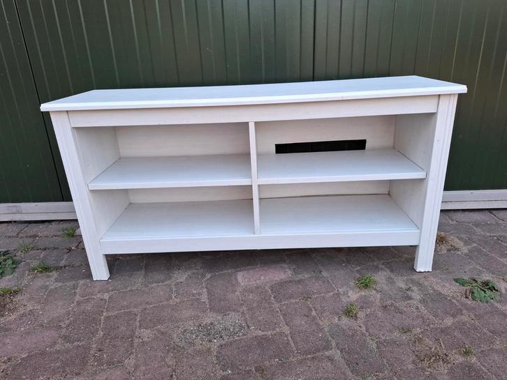 Witte houten tv-meubel/boekenkast gratis op te halen, Huis en Inrichting, Kasten | Televisiemeubels, Zo goed als nieuw, Minder dan 100 cm