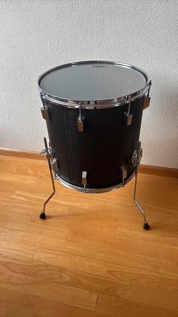 staande floortom 16"/ mooie sound / drumstel en percussie beschikbaar voor biedingen