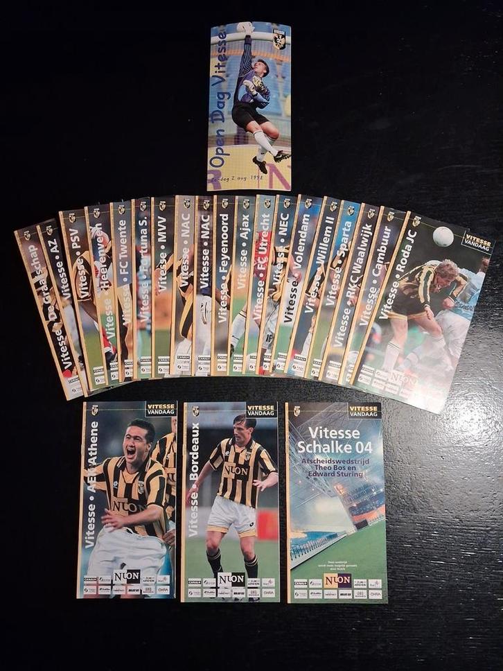 Vitesse programma's compleet seizoen 1988/89 en andere., Verzamelen, Sportartikelen en Voetbal, Zo goed als nieuw, Boek of Tijdschrift