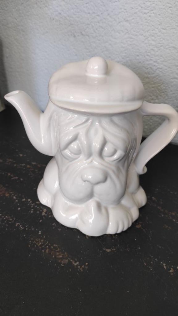 Vintage theepot Droopy Dog hond met pet wit, Huis en Inrichting, Keuken | Servies, Gebruikt, Overige typen, Overige stijlen, Aardewerk