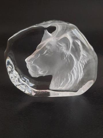 Cristal d'Arques paperweight  'leeuw' beschikbaar voor biedingen