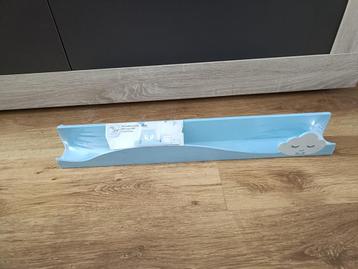 Wandplank  beschikbaar voor biedingen