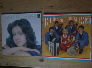 Diverse lp's & vintage platenkoffer beschikbaar voor biedingen