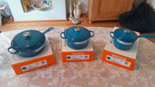 Le Creuset pannen set (nieuw in doos), Huis en Inrichting, Keuken | Potten en Pannen, Nieuw, Pannenset, Gietijzer, Inductieplaat