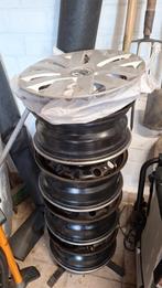 TEAB: 4 stalen 15 inch velgen Volkwagen Polo 6R + wieldoppen, Auto diversen, Wieldoppen, Ophalen of Verzenden, Gebruikt