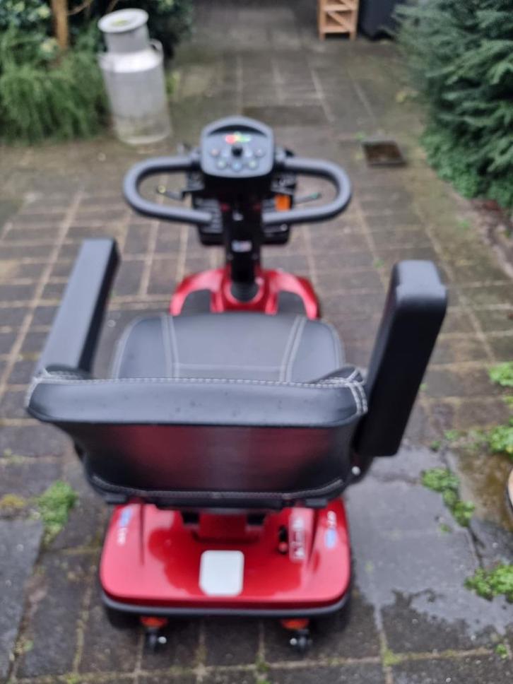 Scootmobiel Invacare Leo, Diversen, Brommobielen en Scootmobielen, Zo goed als nieuw, Invacare, 36 t/m 45 km, 10 km/u of minder