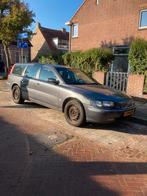 Volvo V70 2.4 140PK 2004 Grijs, Voorwielaandrijving, 1800 kg, Stationwagon, Grijs
