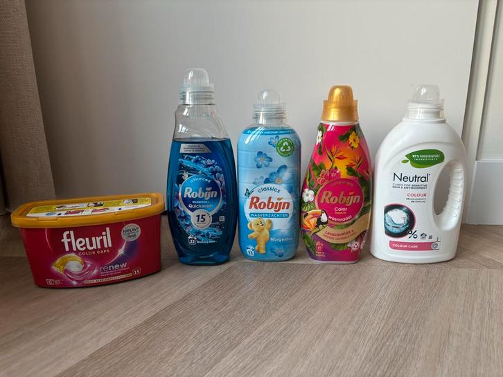 Wasmiddel en wasverzachter set, Huis en Inrichting, Schoonmaakartikelen, Schoonmaakmiddel, Ophalen