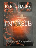 Invasie - Eric L. Harry, Ophalen of Verzenden, Gelezen, Nederland