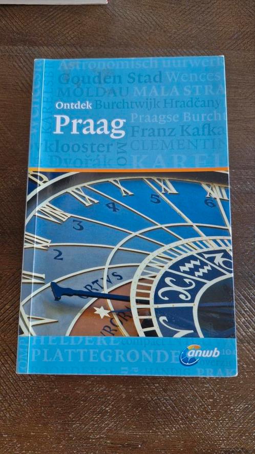 Walter M. Weiss - Praag, Boeken, Reisgidsen, Zo goed als nieuw, Europa, ANWB, Ophalen of Verzenden