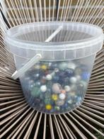 Emmer met oude knikkers en bonken +/- 4 kilo, Ophalen, Gebruikt