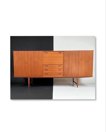 Diverse vintage design meubels en meer. beschikbaar voor biedingen