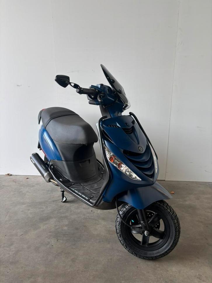 Piaggio Zip 2015 — 13275KM — Snor, Fietsen en Brommers, Scooters | Piaggio, Gebruikt, Zip, Maximaal 25 km/u, Benzine, Ophalen