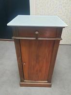 kastje  met marmer blad, Ophalen