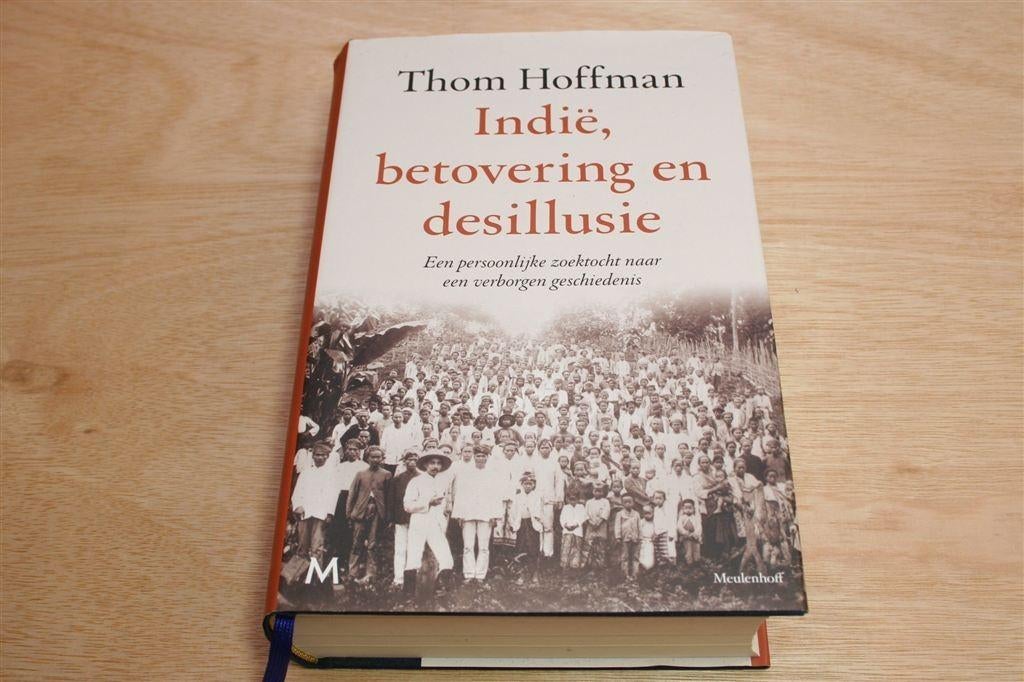Indië... — Thom Hoffman — Persoonlijke Zoektocht, Ophalen of Verzenden, Zo goed als nieuw