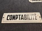 Emaille Franstalig gebold bordje “ Comptabilite “. 20x6, Ophalen of Verzenden