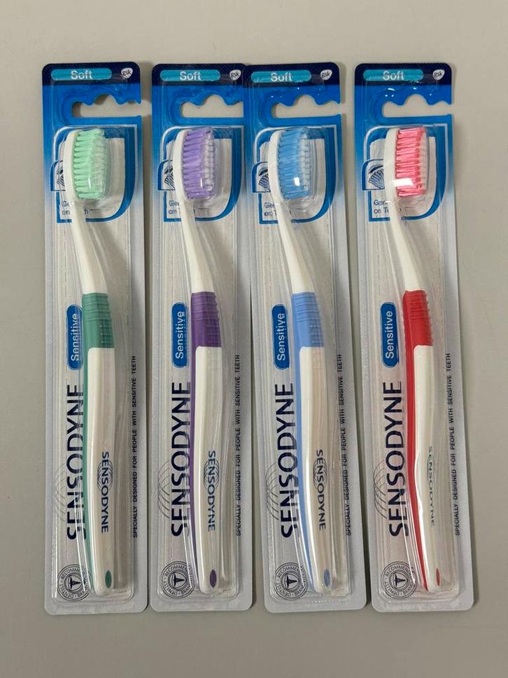 Sensodyne Tandenborstel SOFT Sensitive 4x tandenborstels set, Sieraden, Tassen en Uiterlijk, Uiterlijk | Mondverzorging, Nieuw