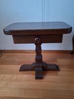 Vintage Houten  (bijzet)Tafel met Lade, Ophalen
