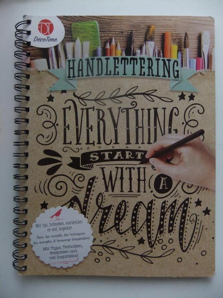 DecoTime Handlettering met tips,technieken & veel inspiratie, Hobby en Vrije tijd, Scrapbooking, Zo goed als nieuw, Album of Boek