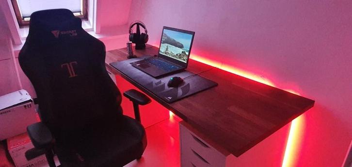 Bureau, Huis en Inrichting, Bureaus, Zo goed als nieuw, Bureau, Ophalen