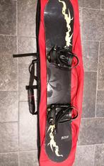 Snowboard - 157 cm - Stuff - inclusief bindingen, Sport en Fitness, Snowboarden, Gebruikt, Ophalen, Bindingen
