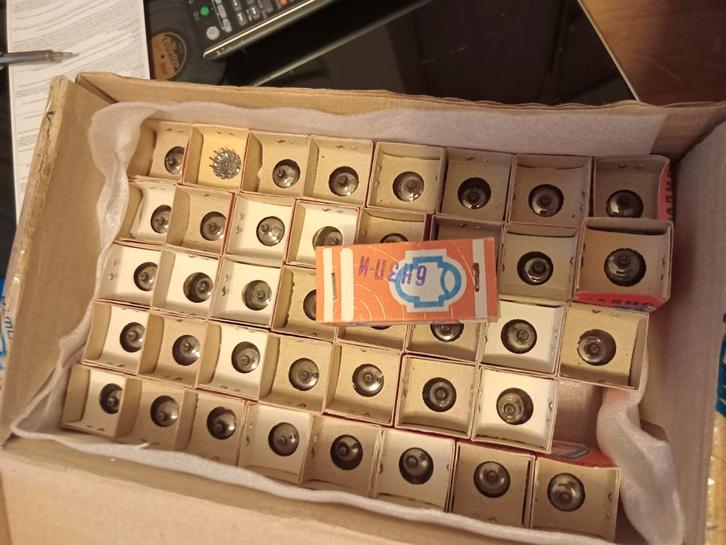 40x 6N3P Buis - Nieuw - Uitstekende Preamp Buis, Audio, Tv en Foto, Buizenversterkers, Ophalen of Verzenden