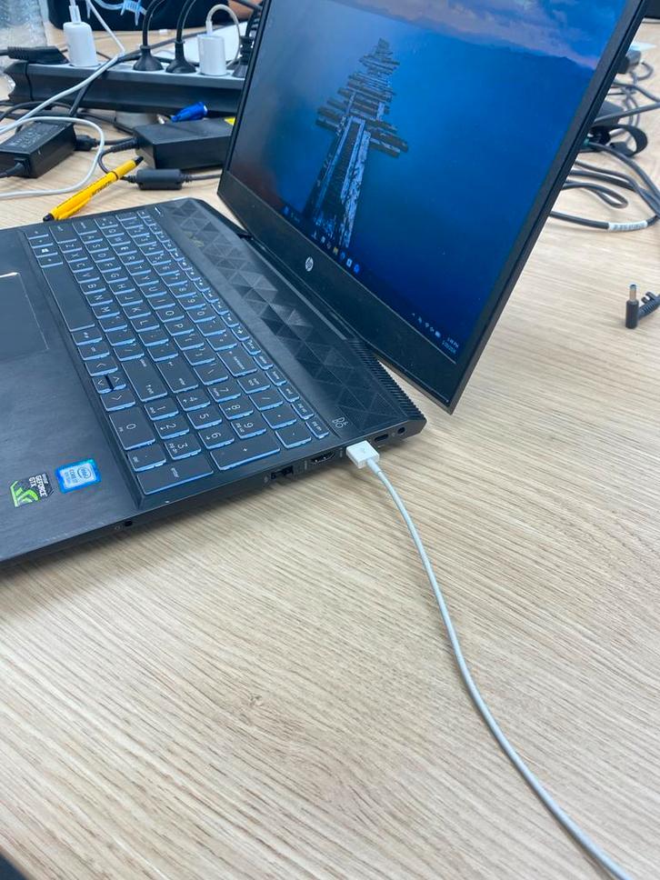 HP Laptop - Goed Onderhouden, Computers en Software, Windows Laptops, Zo goed als nieuw, 15 inch, SSD, 2 tot 3 Ghz, 16 GB, Qwerty