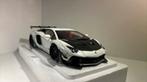 Lamborghini Aventador lb-works white /carbon autoart 1.18, Ophalen of Verzenden, Autoart, A, A
