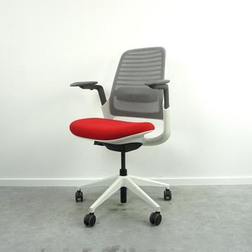 Steelcase Series 1 Ergonomische bureaustoel | Rood beschikbaar voor biedingen