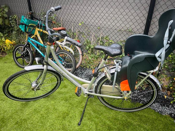 Batavus Diva met kinderzitje en nieuwe banden!, Fietsen en Brommers, Fietsen | Dames | Damesfietsen, Gebruikt, Batavus, Versnellingen