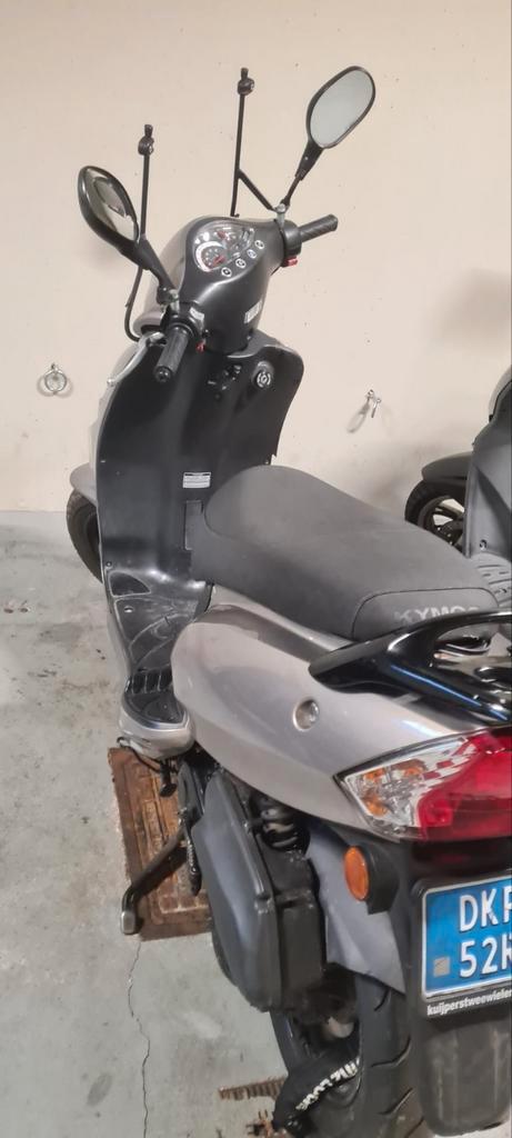 Kymco scooter 2017, Fietsen en Brommers, Scooters | Kymco, Gebruikt, Overige modellen, Maximaal 45 km/u, Benzine, Ophalen