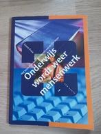 Onderwijs wordt weer mensenwerk - C.Free, Ophalen of Verzenden, Beta, Gelezen