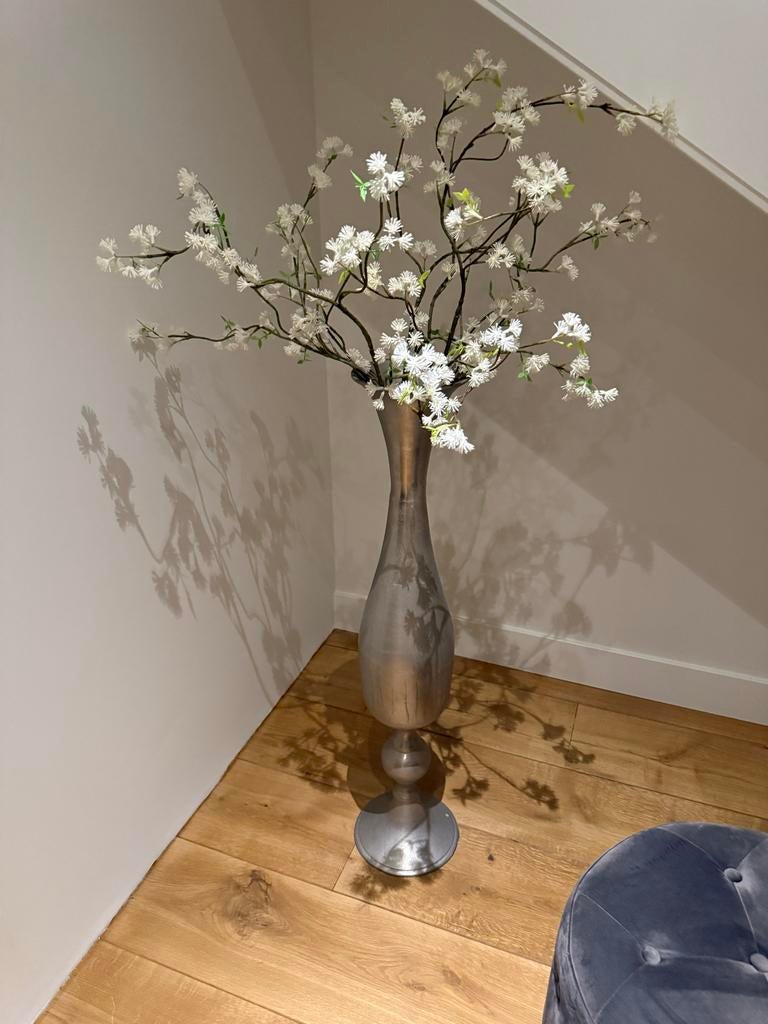 Mooie hoge zilveren vaas van Rofa Home, Huis en Inrichting, Woonaccessoires | Vazen, Ophalen, Overige materialen, Overige kleuren
